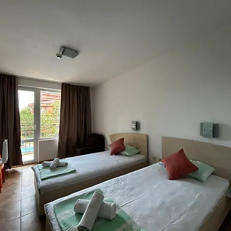 Family Magnolia, Sunny 2* 阳光海滩