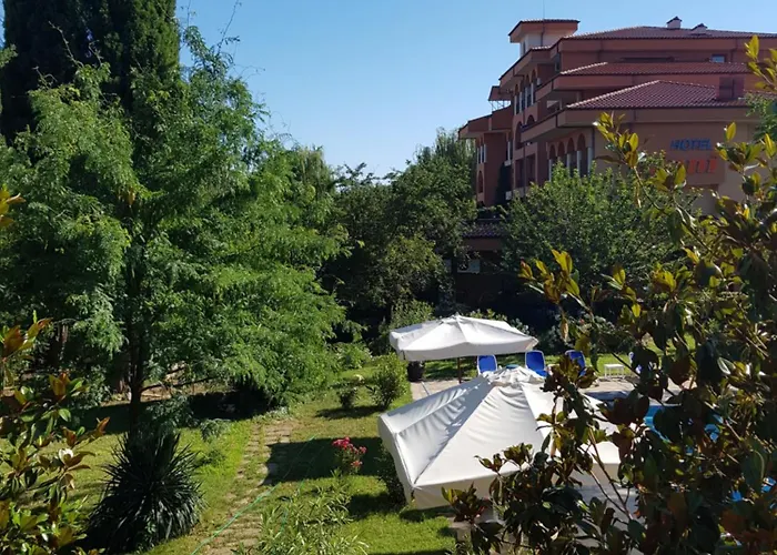 호텔 Family Magnolia, Sunny 2*