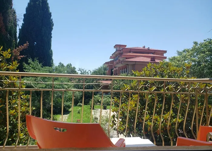 Family Magnolia, Sunny Отель Солнечный берег