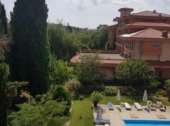 Family Magnolia, Sunny Отель Солнечный берег