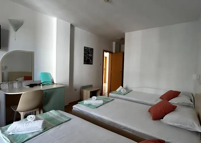 Family Magnolia, Sunny Солнечный берег